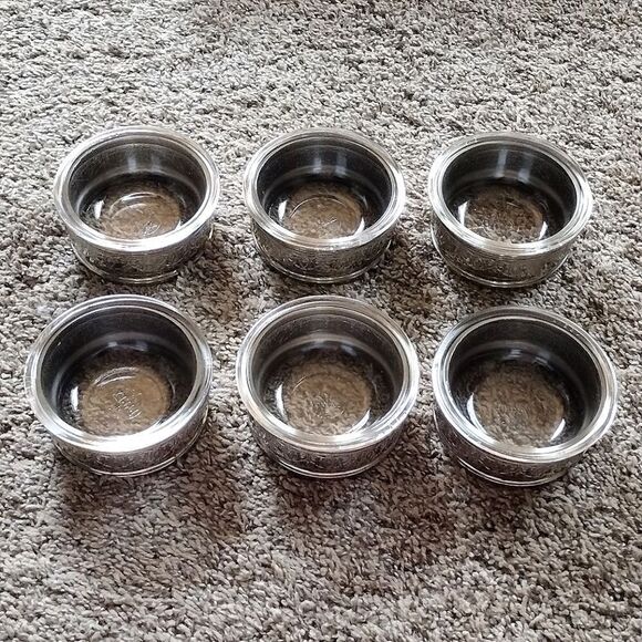 Pyrex T.M. REQ 6 Vintage Mini Clear Bowls with 6 Silver Toned Holding Rings - Picture 1 of 15
